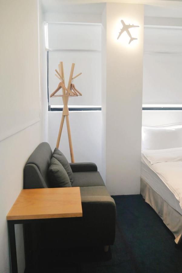 Time Flyer Hotel Тайчжун Экстерьер фото