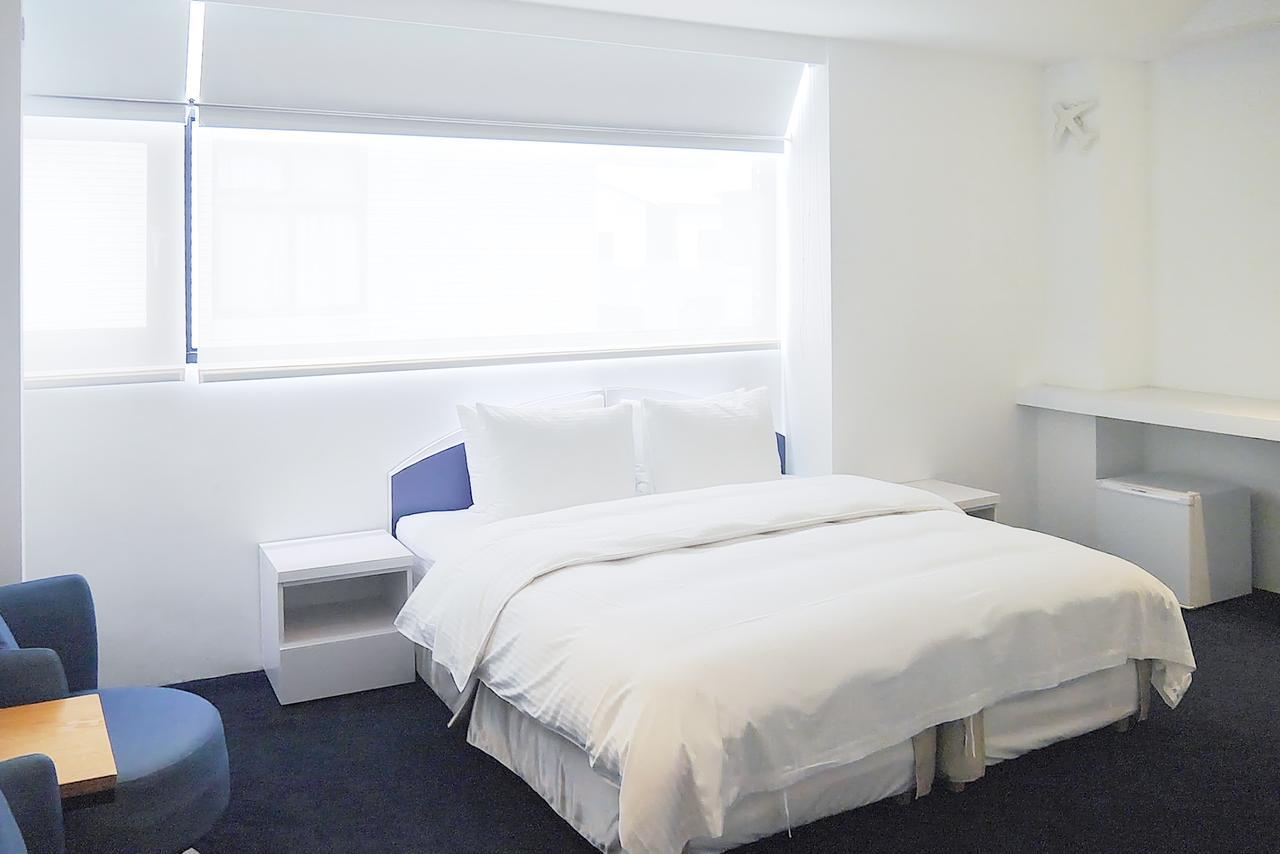 Time Flyer Hotel Тайчжун Экстерьер фото